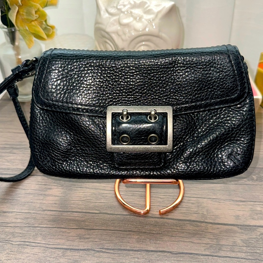 Banana Republic Genuine Leather Wristlet NWOT